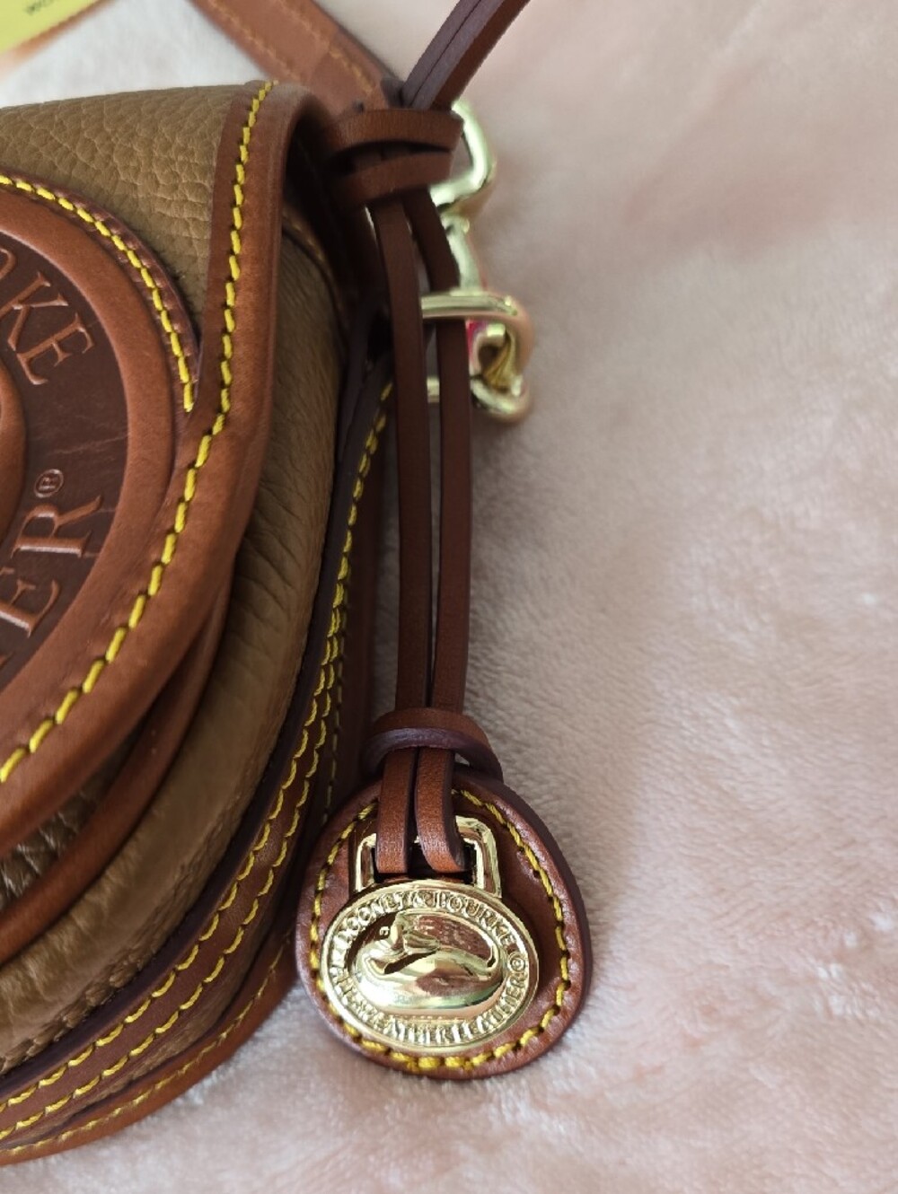 Dooney & Bourke Duck Bag In Caramel And Brown All-Weather Leather Crossbody - Picture 12 of 12